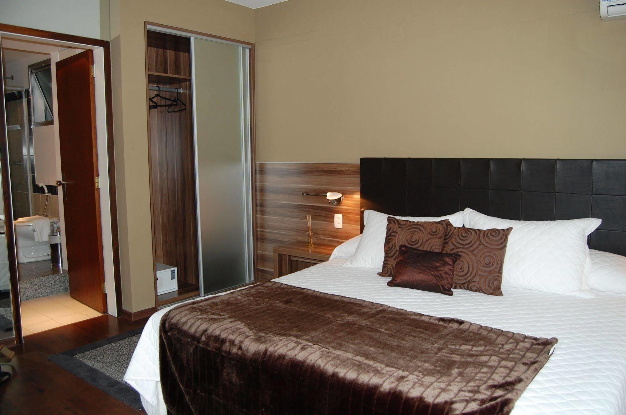 Hotel Manta Pelotas Dış mekan fotoğraf