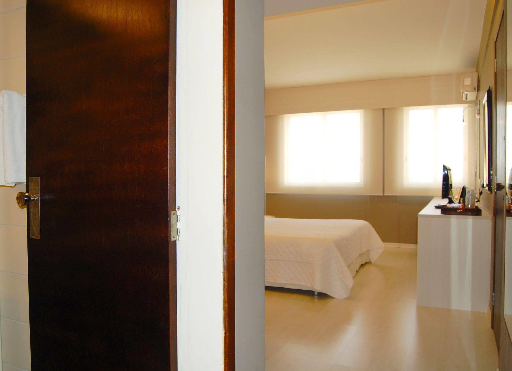 Hotel Manta Pelotas Dış mekan fotoğraf