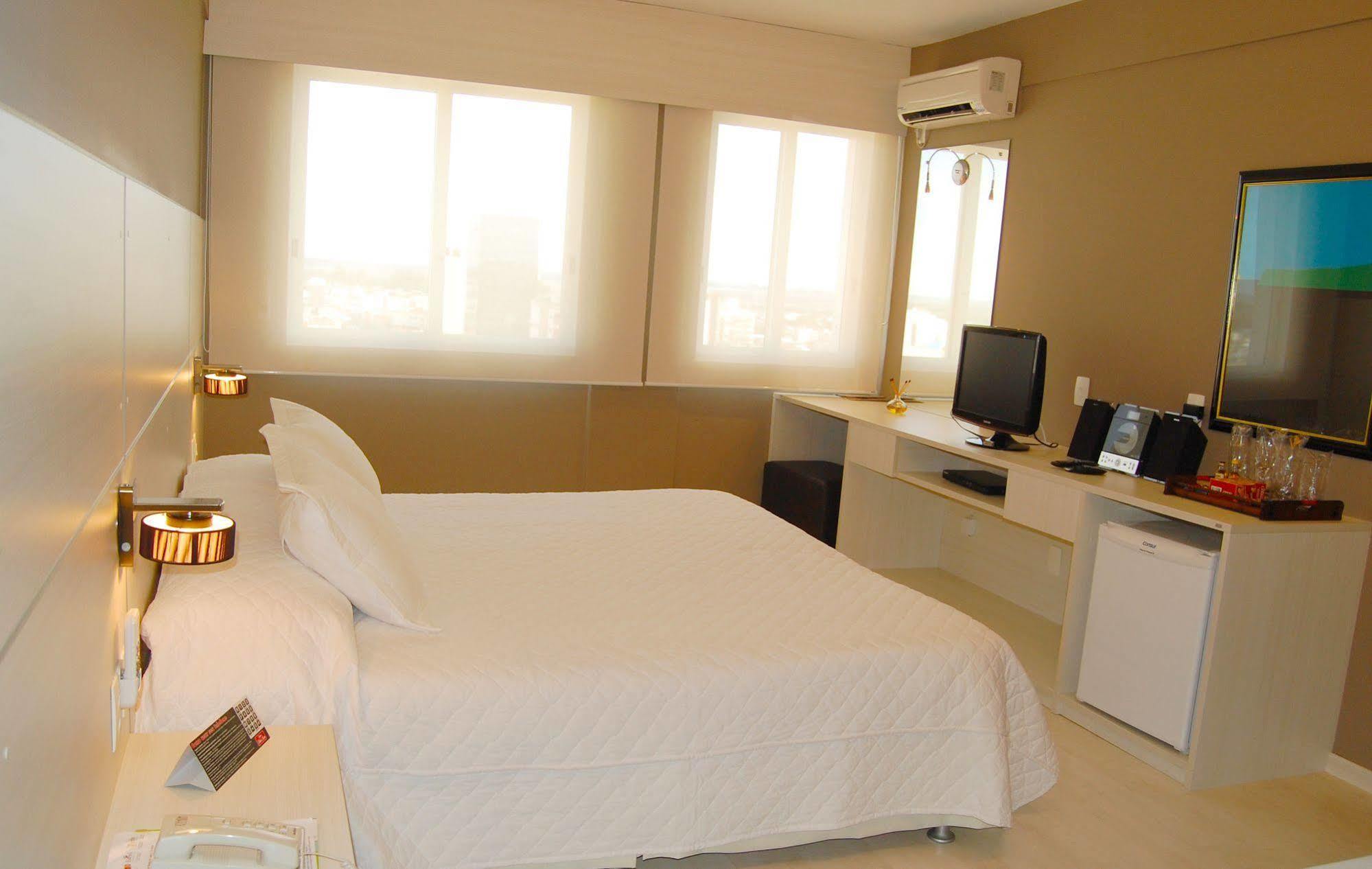 Hotel Manta Pelotas Dış mekan fotoğraf